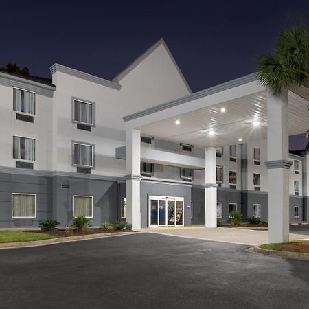 Georgetown Spark By Hilton Savannah South I-95 מראה חיצוני תמונה