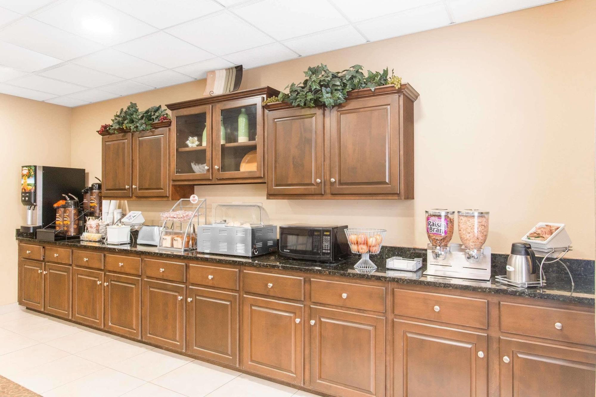 Georgetown Spark By Hilton Savannah South I-95 מראה חיצוני תמונה